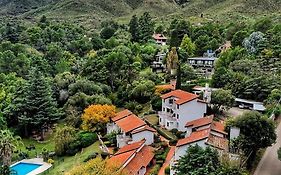 Las Ardillas Cabañas y Suites